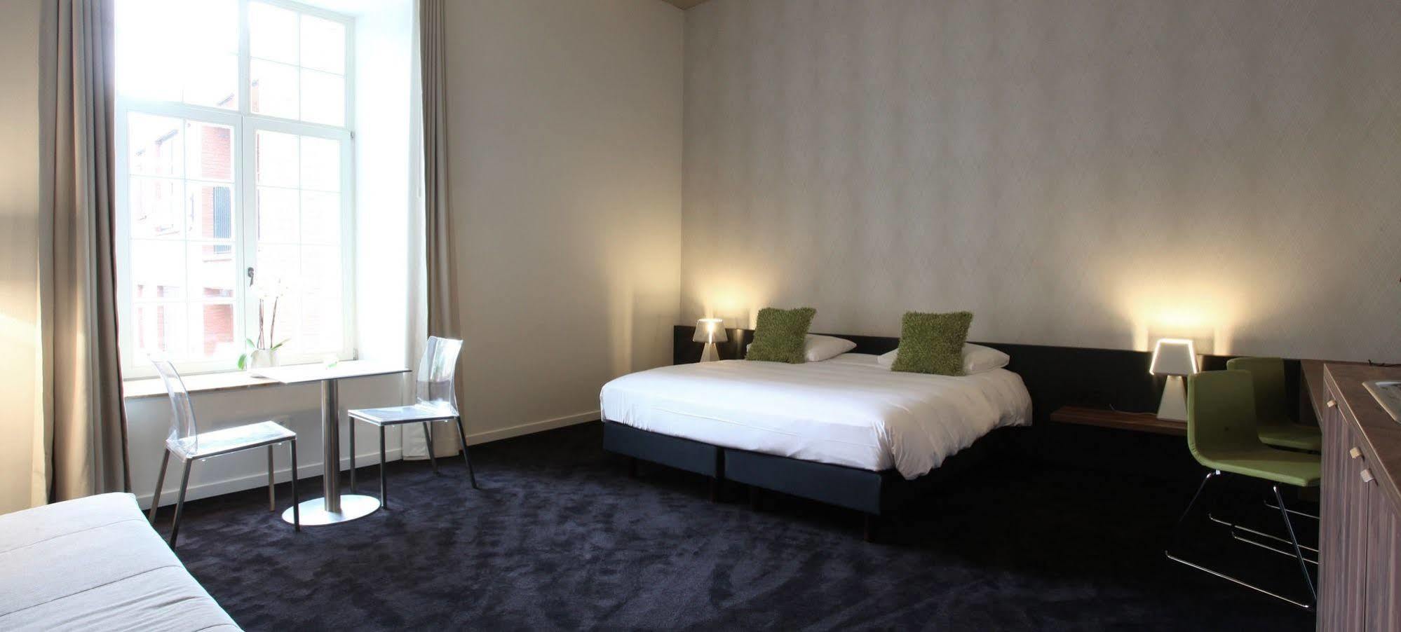 Hotel The Lodge Vilvoorde Esterno foto
