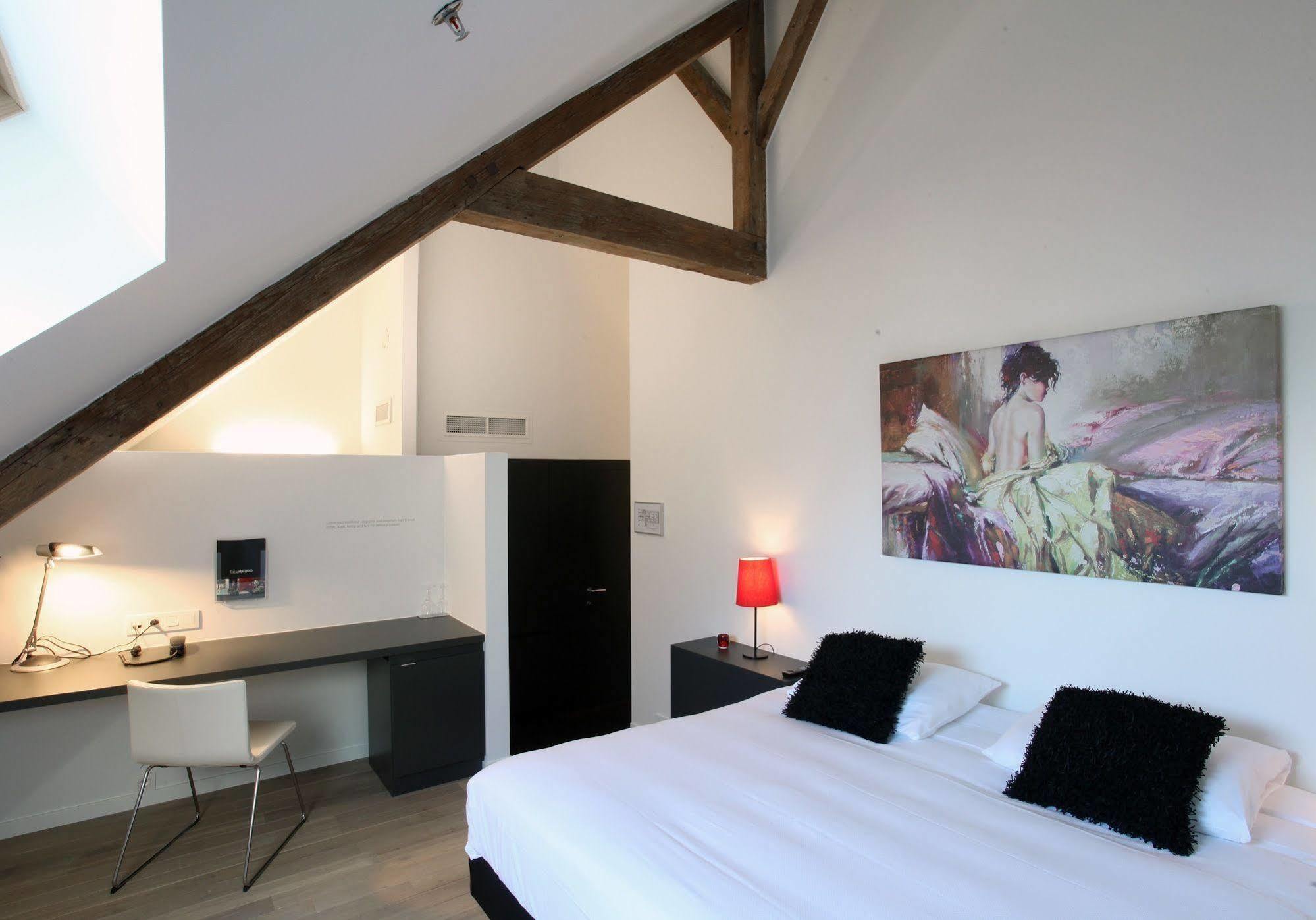 Hotel The Lodge Vilvoorde Esterno foto